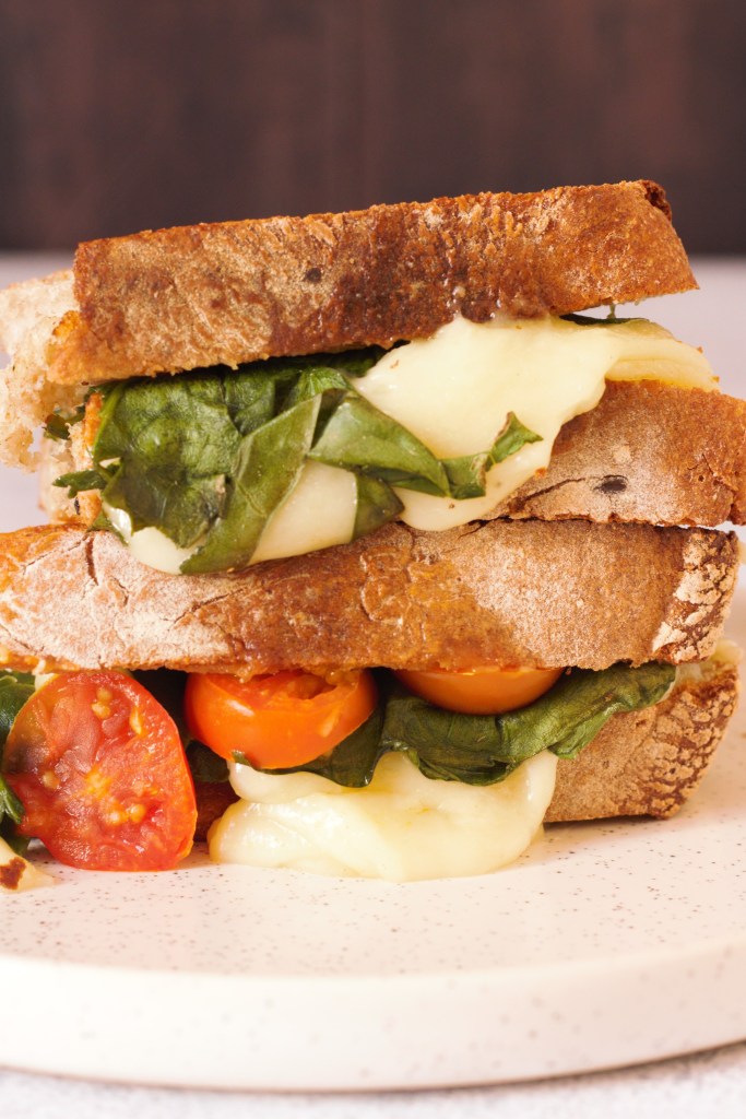 Photo d'illustration de la recette de Croque monsieur épinard, tomate cerise