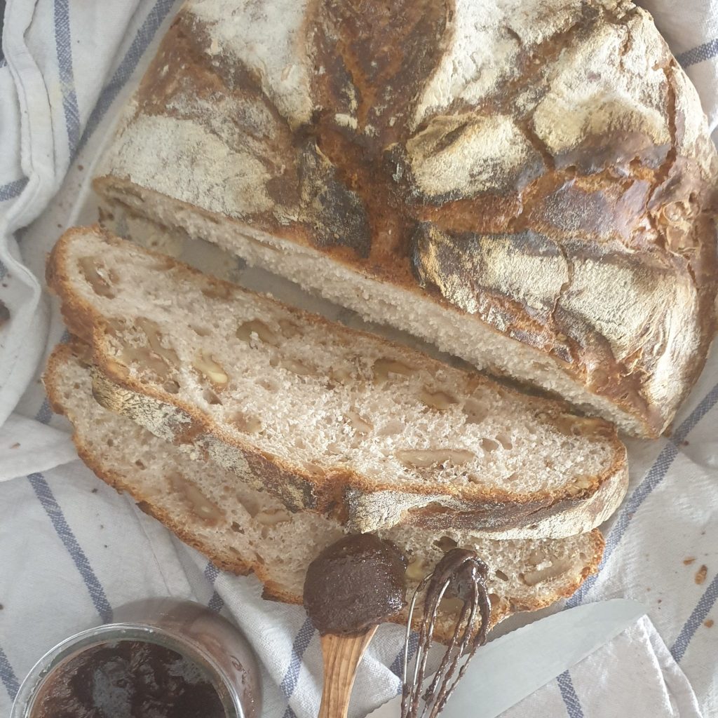 Photo d'illustration de la recette de pain sans pétrissage à la cocotte facile